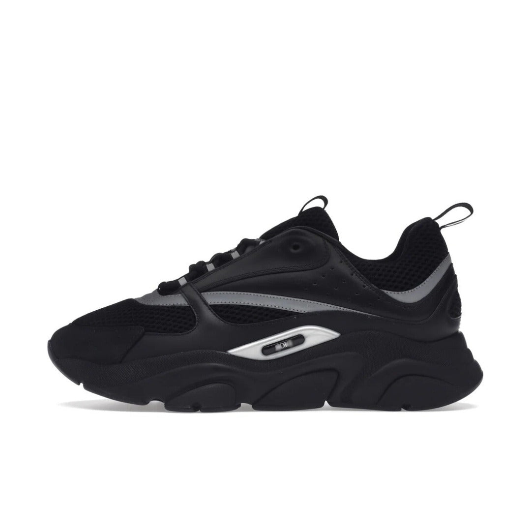 B22 BLACK