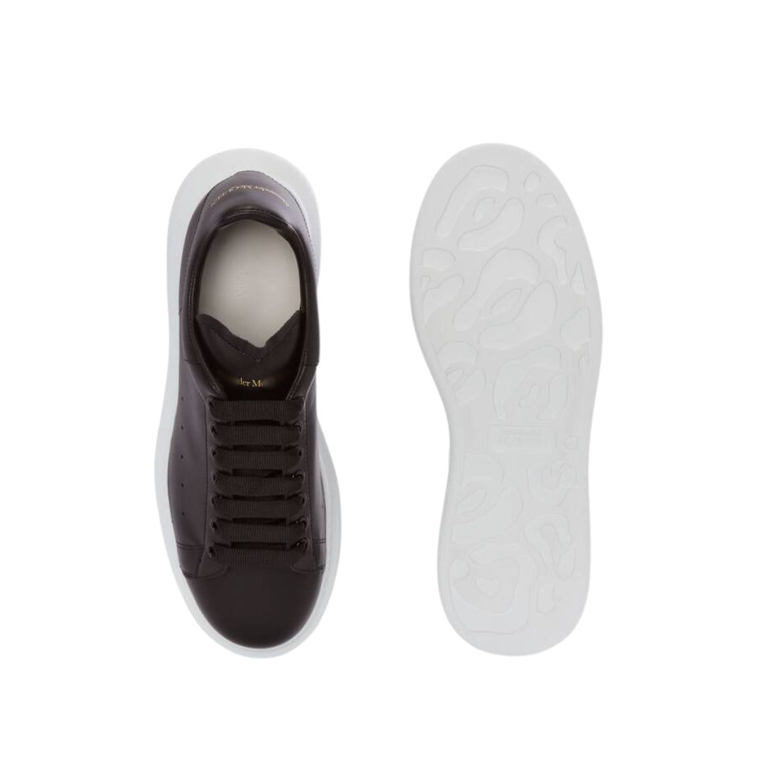 Alexander Mcq BLACK AND WHITE